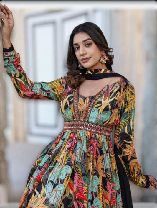 Black pure viscose natural crepe suit