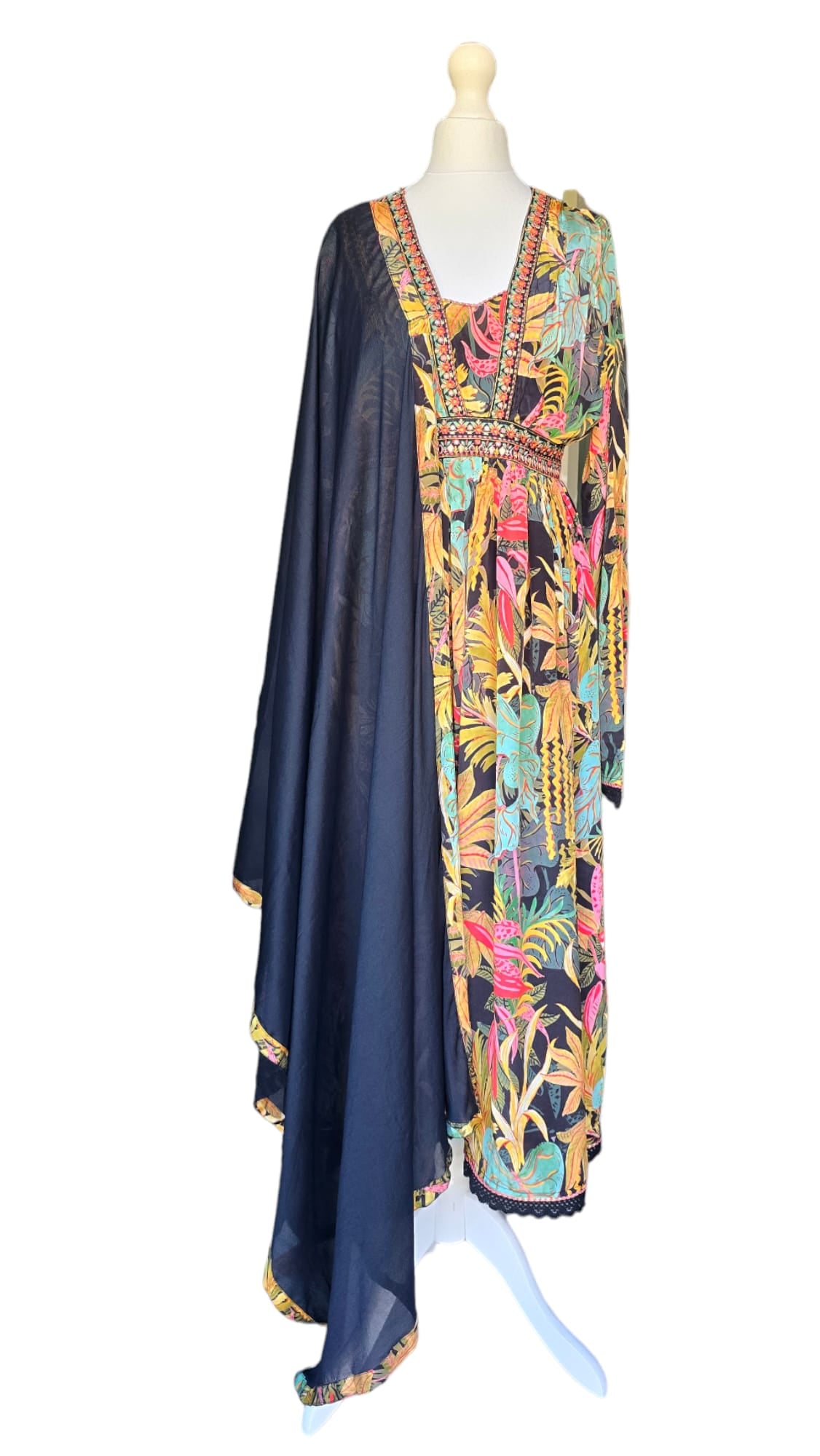 Black pure viscose natural crepe suit