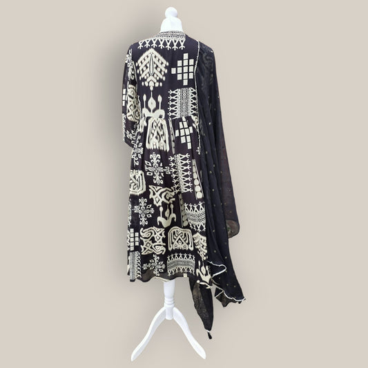 Black Chinnon A line suit