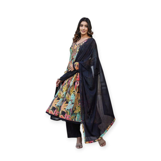 Black pure viscose natural crepe suit